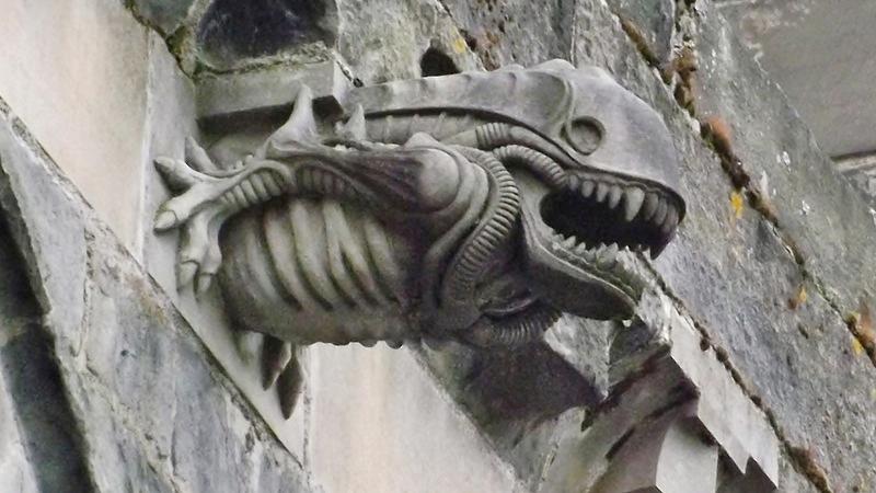 Illustration for article titled A Menagerie of Church Gargoyles Includes Aliens and Astronauts